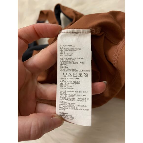 Prana Layna Active Cross Back Shelf Bra Removable Padded Tank Small - Picture 8 of 9